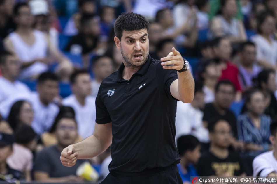 南宫体育-关于法联杯倒计时；桑托斯官宣日主帅复盘；细节引发关注；媒体盛赞；年轻球员获得机会的信息