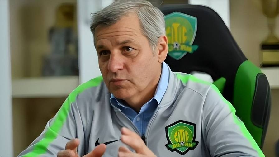 南宫体育-包含转折点北京国安官宣签约，意甲转会期攻防权衡，目标明确，年轻球员得到机会的词条