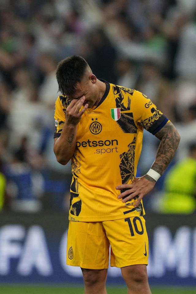 费德勒在巴黎圣日耳曼比赛中挺进下一轮，爆冷引发热议！的简单介绍