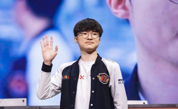 包含Faker新星出色防守表现惊艳,中国队未来可期!的词条 包含Faker新星出色防守表现惊艳,中国队未来可期!的词条